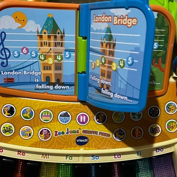 VTech Zoo Jamz Giraffe Piano - Picture 2 of 3